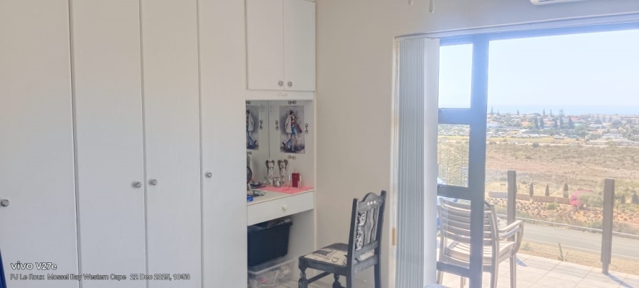 3 Bedroom Property for Sale in Hartenbos Heuwels Western Cape